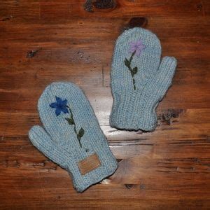 Kyber Outerwear | Accessories | Kyber Outerwear Handknit In Nepal 0wool ...