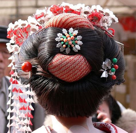 Geisha: Hair and Kanzashi Styles - Japan Powered
