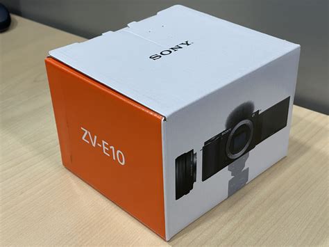Цифровой фотоаппарат Sony ZV-E10 Kit 16-50mm, черный ZVE10LB.CEC ...