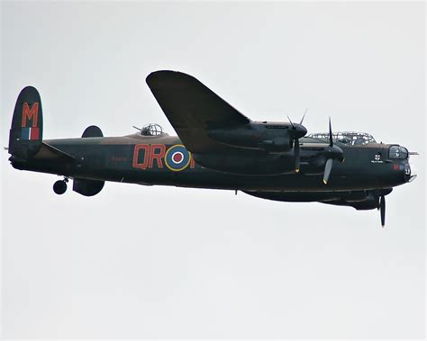 avro lancaster military wiki