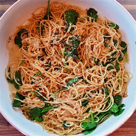 Garlic Spinach Spaghetti | Recipe | How to cook pasta, Garlic spinach ...