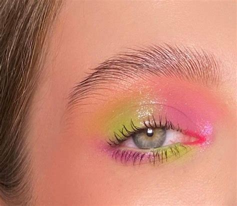Пин на доске Aesthetic:me | Идеи макияжа, Макияж глаз, Пастельный макияж