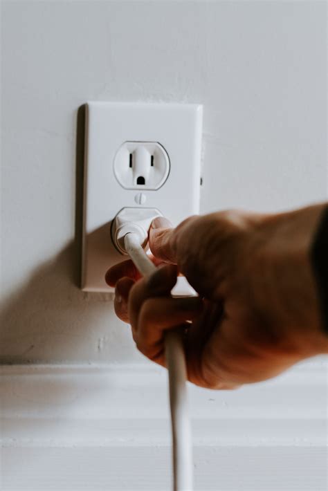 whole house surge protector eaton 12