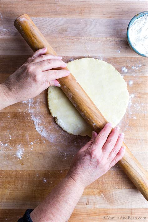 Handmade Flaky and Buttery Sourdough Discard Pie Crust