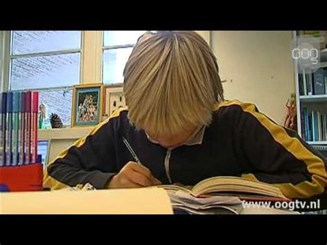 Seksuele voorlichting op basisscholen - YouTube