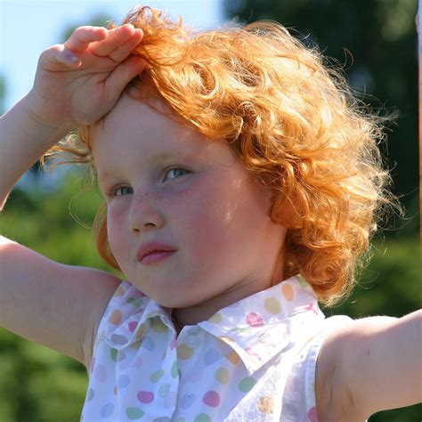 Liste giftiger Pflanzen im Garten: Vorsicht mit Kindern