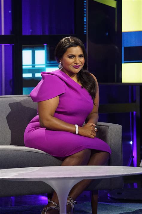 Mindy Kaling runs, hikes 20 miles per week after weight loss