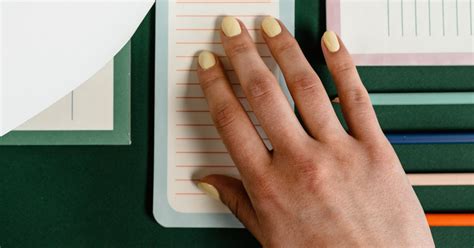 Nomes De Materiais Escolares Em Inglês