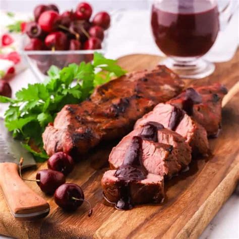 Ultimate Grilled Pork Tenderloin (Big Green Egg | gritsandpinecones.com