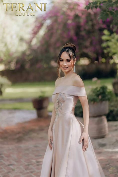 Off Shoulder A-line Pleated Ballgown Dress - 232M1512