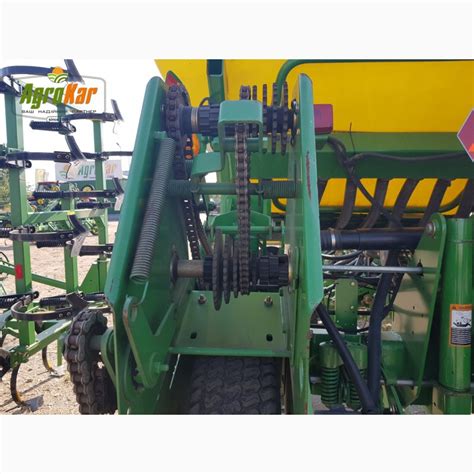 Фото к объявлению: сеялка JOHN DEERE 1770 NT точного высева 16 рядов ...