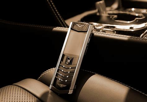 Телефоны Vertu for Bentley на Goodwood 2015