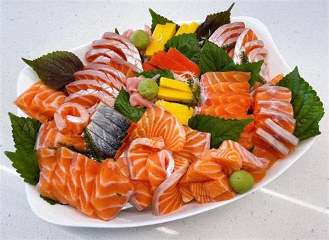 Cách Làm Sashimi Cá Hồi Nhật Bản Ngay Tại Nhà Ngon Tuyệt