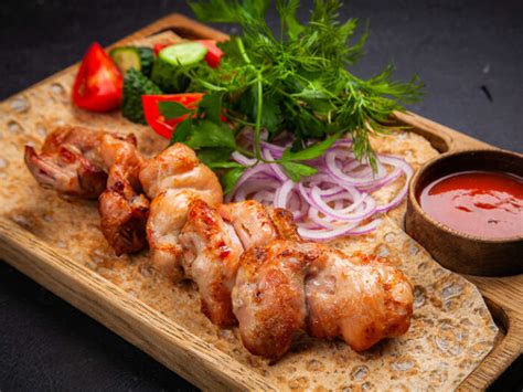 Маринад для куриного шашлыка: как вкусно замариновать курицу
