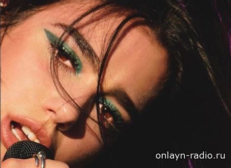 Радио Дуа Липа соблазняет в Instagram - слушать онлайн бесплатно
