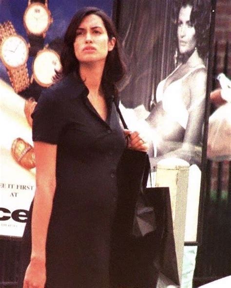 Yasmeen Ghauri on Instagram: "#yasmeenghauri 💥" | Model inspo, 90s ...