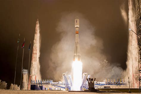 Succès pour le lancement d'un satellite Lotos-S1 classifié depuis ...