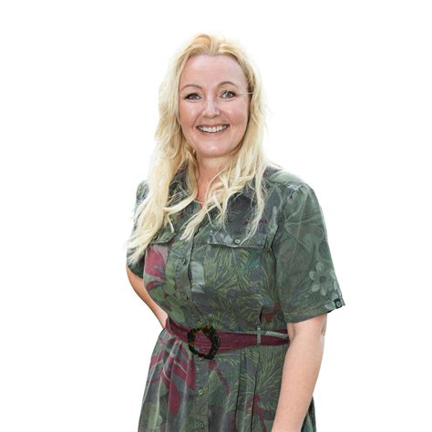 Mari Perankoski paiski 12-14 tunnin päiviä Renny Harlinin kanssa | Apu