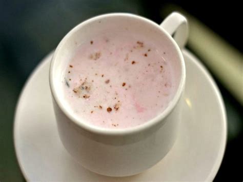 How To Make Kashmiri Noon Chai | Noon Chai Recipe | HungryForever