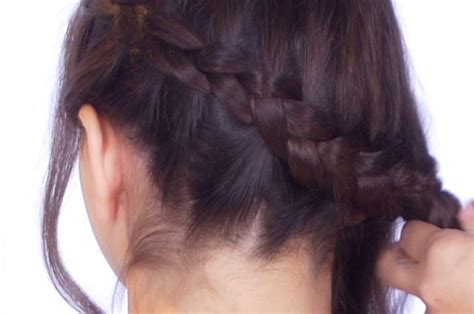 This Katniss Braid Tutorial Is Everything