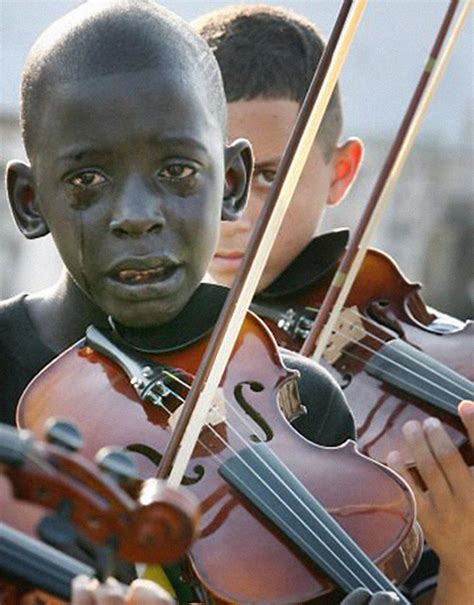 The 40 Most Powerful Photos Ever Taken – The Last One Completely Broke ...