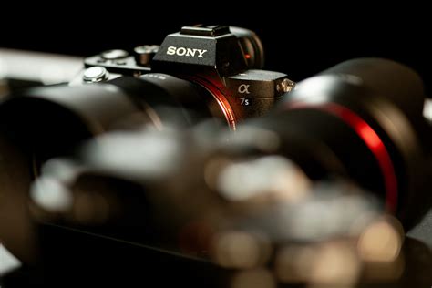 Sony camera and lenses sit on display. photo – Free Camera Image on