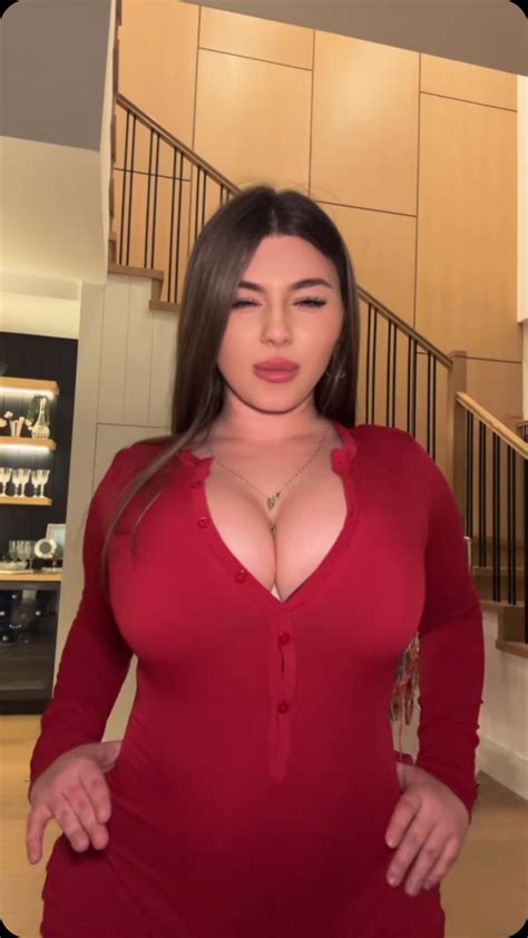 10 Things You NEED To Know Before Subscribing To Lyla Lush OnlyFans Image 1
