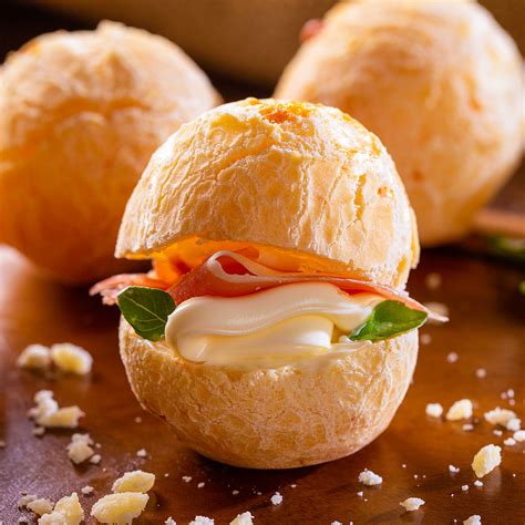 Pão Com Presunto E Queijo Engorda - RECEITA: Pão de Queijo com Presunto Parma e Catupiry - Grupo PQ Alimentos