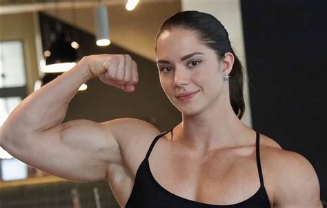 VLADISLAVA GALAGAN IST DIE ECHTE „SHE-HULK“-BODYBUILDERIN, DIE AUF ...