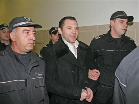 Баретата в ареста, ще се лекува под охрана