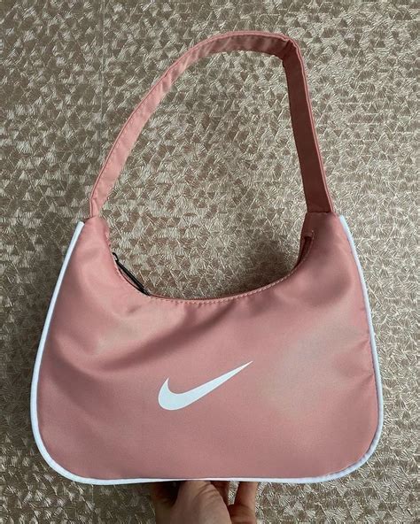 Pin by • B U S E • on Çanta👝 | Fashion bags, Fancy bags, Pretty bags