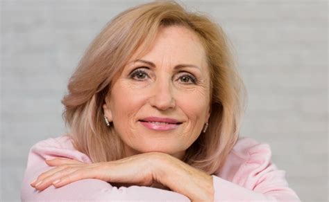 ¿Pelo corto o largo a los 50?, expertos dan la respuesta