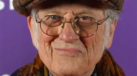 Council hails Noddy Holder as 'legend of Walsall' after illness - BBC News