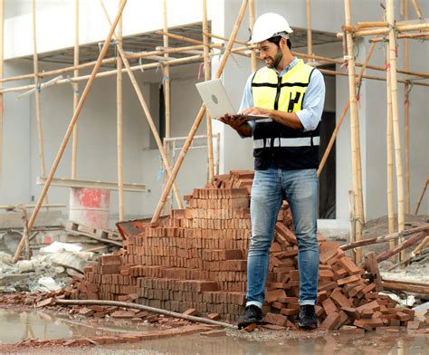 What Do Construction Workers Do? The Full Guide