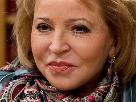 Лидер кубинского парламента вручил орден Солидарности Валентине ...