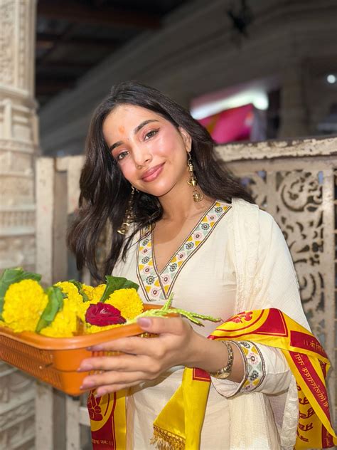 Muskan Karia (@muskankaria) • Instagram photos and videos