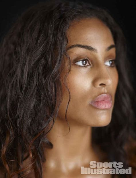 Skylar Diggins – Sports Illustrated 2015 Swimsuit Issue – celebsla.com