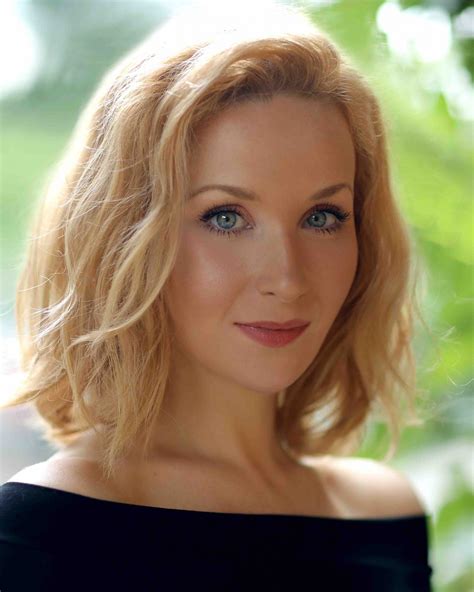 Amy Beth Hayes - Biography, Height & Life Story | Super Stars Bio