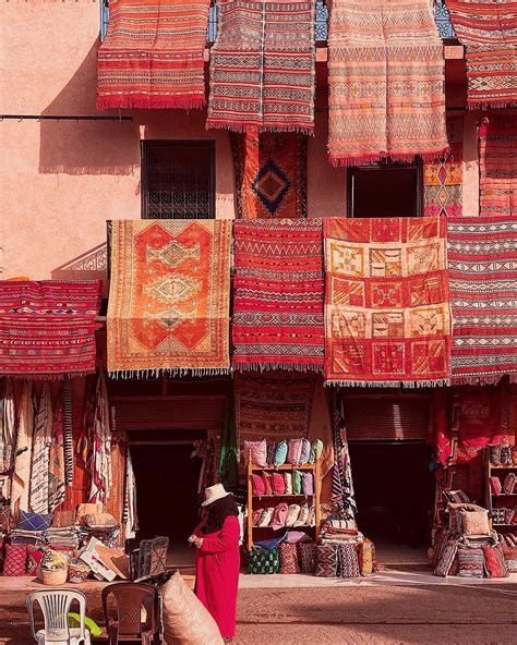 Marrakech | Conception moderne de bureau, Artisanat marocain, Tissu