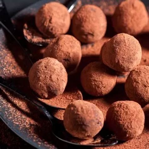 Трюфелі шоколадні з перцем | Food, Desserts, Vegetables