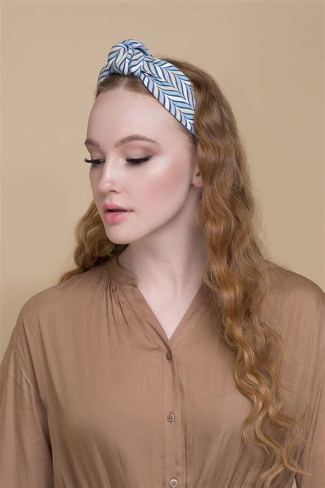Ободок с узлом | Fashion, Accessories
