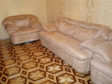 Продам Диван 2 кресла