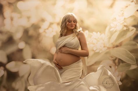 Lovella – r2backdrops