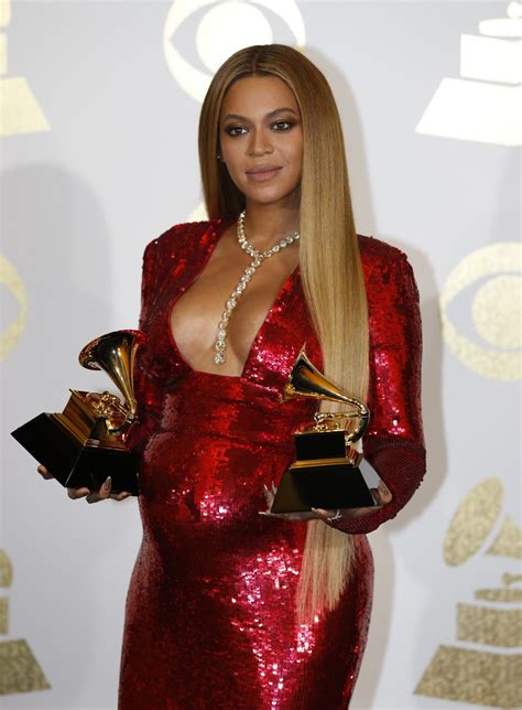 Beyoncé - GRAMMY Awards Winner, Los Angeles 2/12/ 2017 • CelebMafia