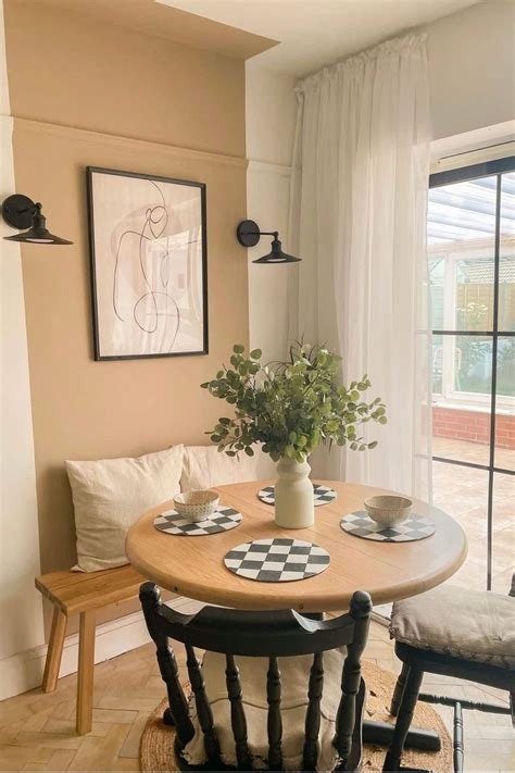 15 Gorgeous Small Dining Room Ideas That Are Big On Personality - Sleek