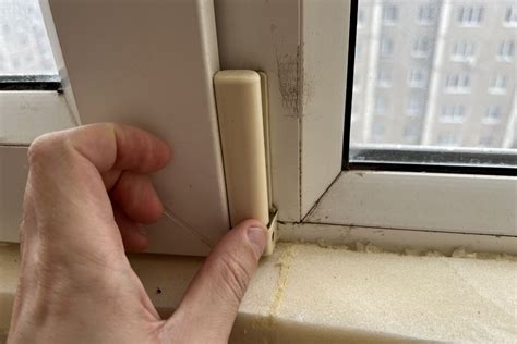 Мутный пожелтевший пластик станет как новый. Показываю, как дешево и ...