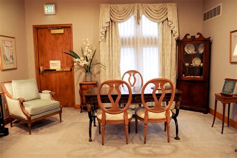 Honoring Memories with Carlisle Branson Funeral Home Services in the Quad Cities Area 8