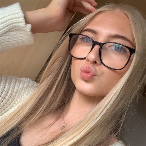 IUTR : r/IRLgirls