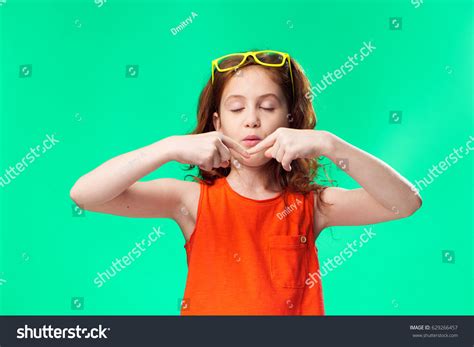 Little Girl Happy Smile Stock Photo 629266457 | Shutterstock