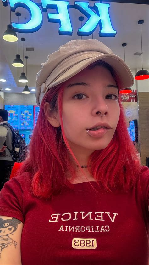 Hear me out..backshots in front of a mirror 🪞🤭